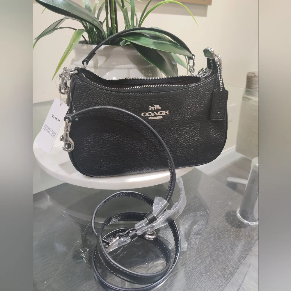 New! ☪️ 🔥 Teri Shoulder Bag In Silver/Black